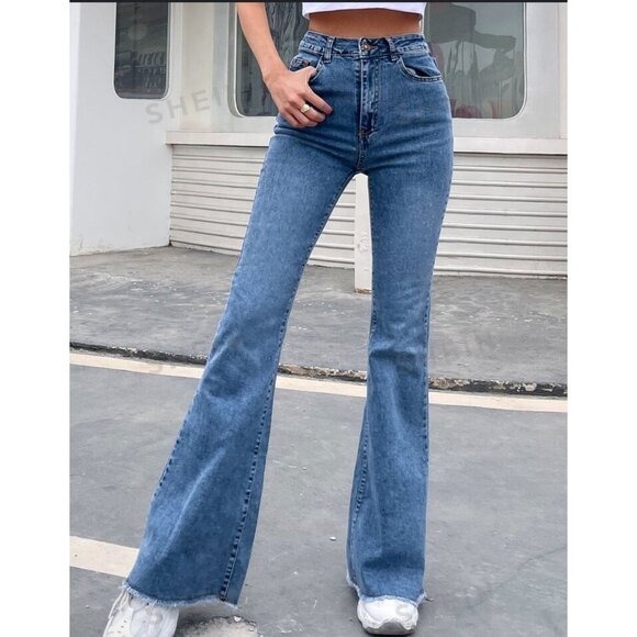 Shein Womens High-Waisted Flared Jeans Size 6 Blue Denim Cotton Blend - Picture 1 of 8